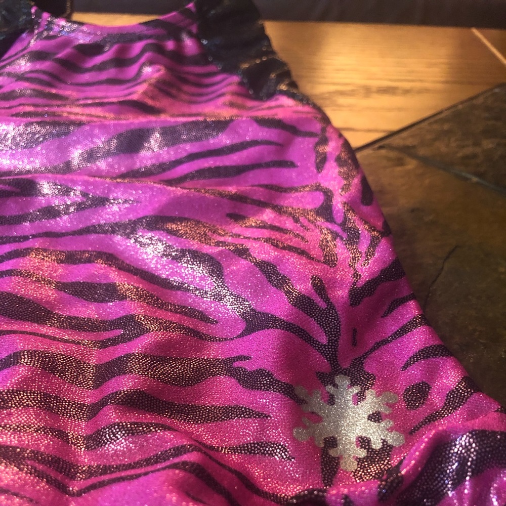 🌟3/$20 Snowflake Designs Racerback Leotard - Picture 2 of 4